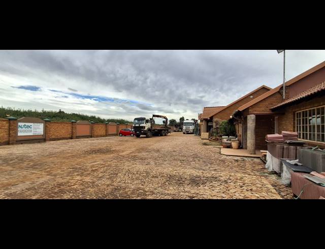 6,800M² BUSINESS FOR SALE IN ANZAC